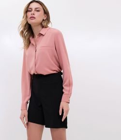 Camisa em Crepe com Bolso