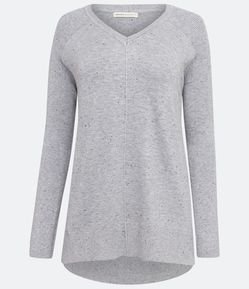 Blusa em Tricô com Decote V e Barra Mullet