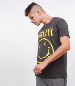 Camiseta com Estampa Nirvana 