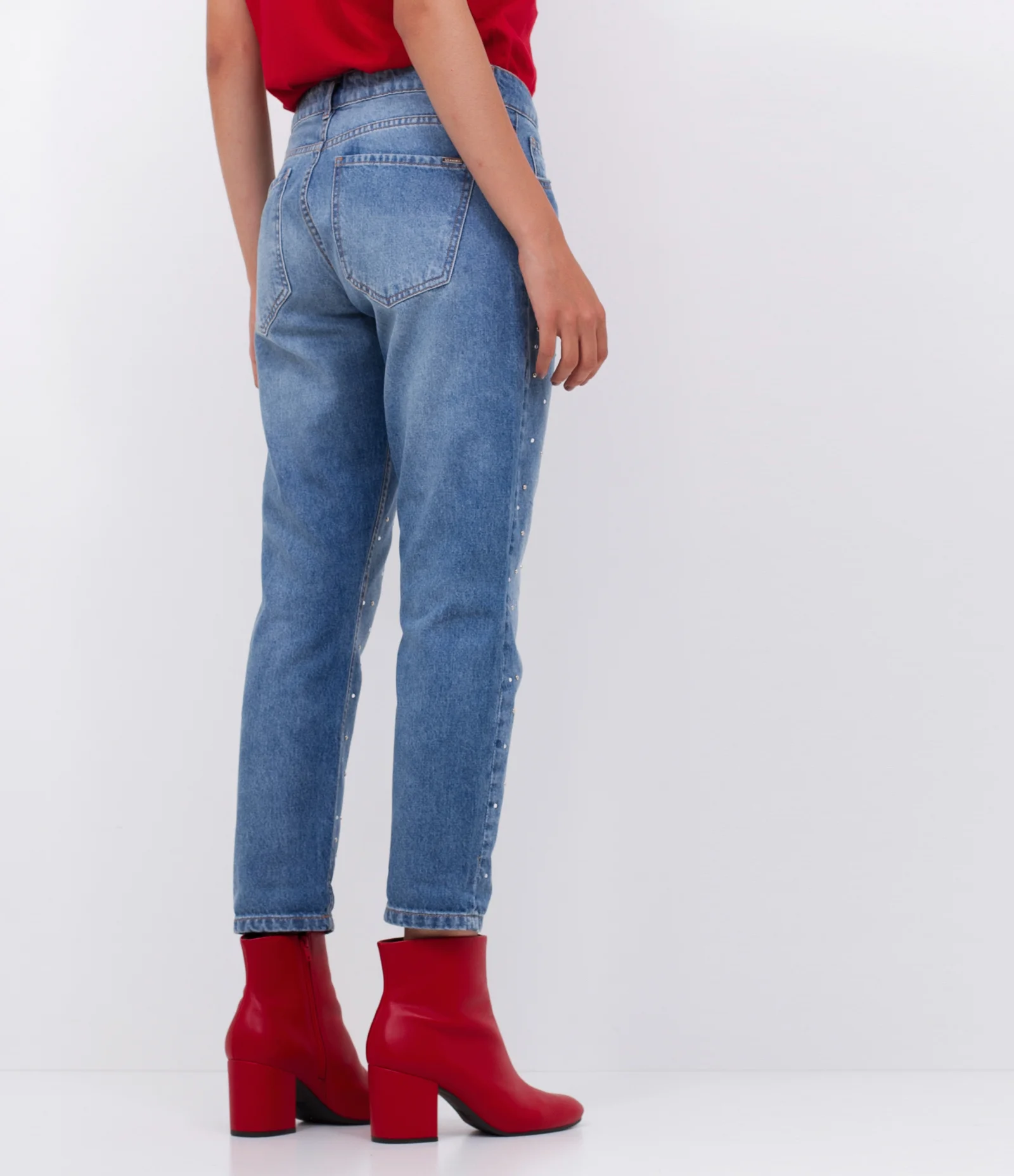 Calça Boyfriend Jeans com Tachas e Strass Azul 2