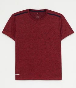 Camiseta Esportiva Básica em Dry Fit com Detalhes Refletivos