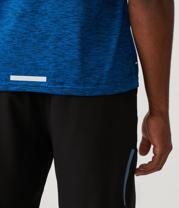 Camiseta Esportiva Básica em Dry Fit com Detalhes Refletivos 5