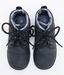 bota infantil camuflada