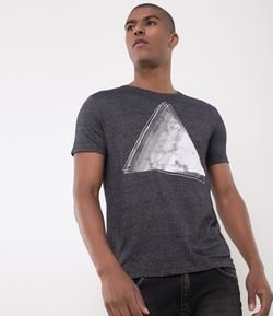 Camiseta com Estampa Triângulo