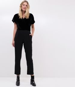 Macacão Liso em Veludo