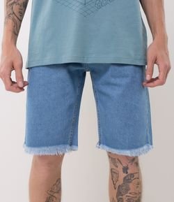 Bermuda Jeans Slim com Barra Cortada 