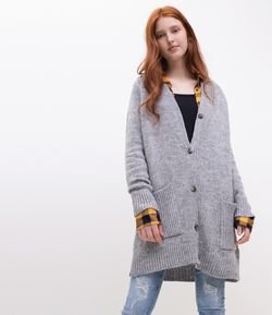 Cardigan em Tricôcom Bolsos