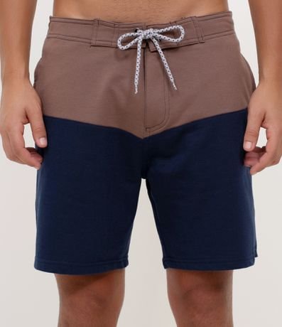 Bermuda com Recorte em Moletom é ruim? Bermuda com Recorte em Moletom é boa?