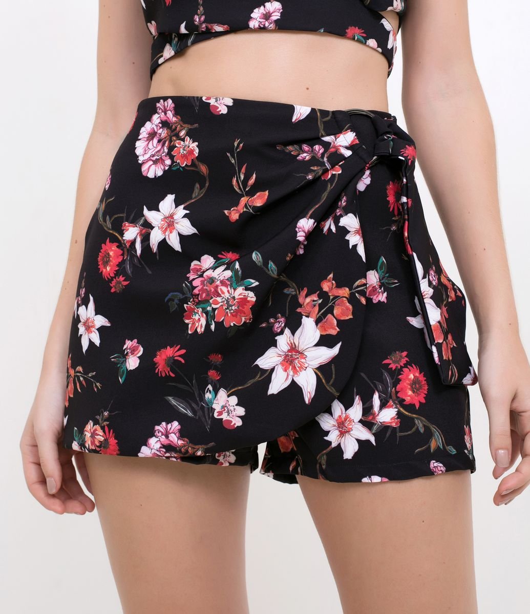 short saia floral