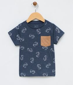 Camiseta Infantil Estampa de Dinossauros e Bolsinho- Tam 1 a 4
