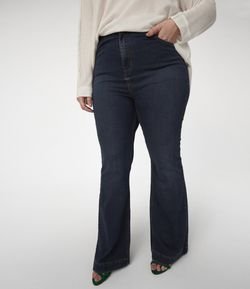 Calça Flare Jeans Lisa Curve & Plus Size