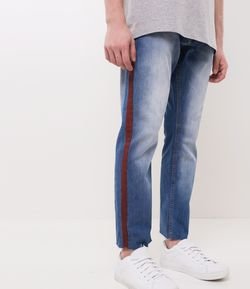 Calça Slim com Faixa Lateral em Jeans