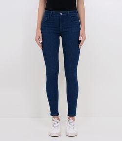 Calça Skinny Push up em Jeans com LYCRA®