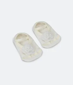 Meia Sapatilha Infantil com Bordado de Flor e Antiderrapante - Tam 0 a 12 meses