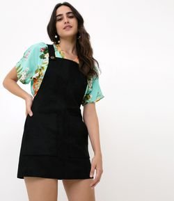 Salopete em Suede com Bolsos