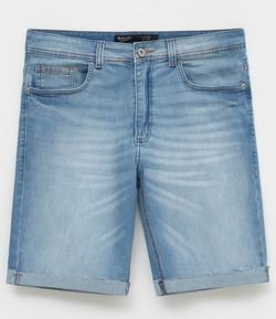 Bermuda com Barra Dobrada em Jeans