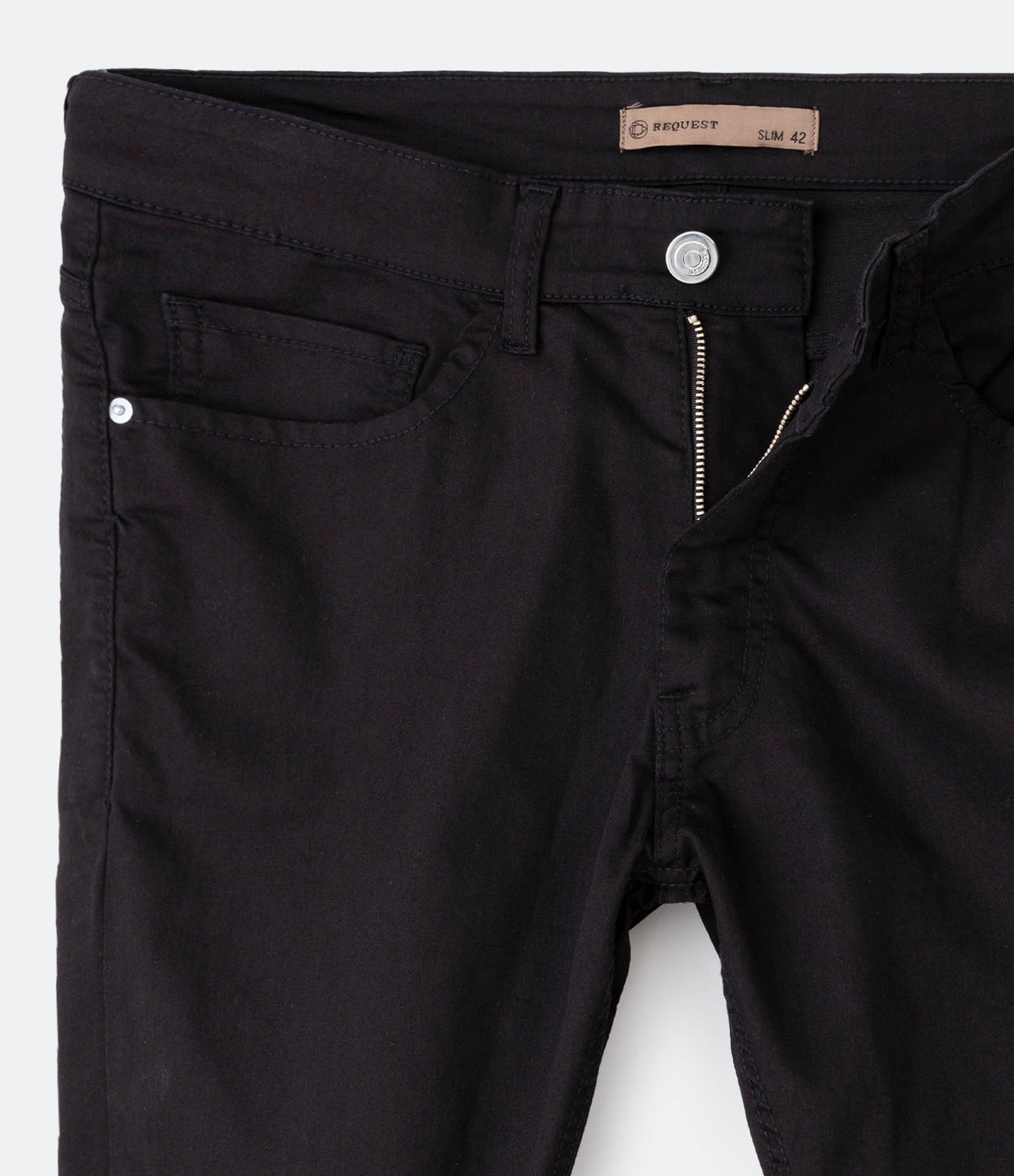 Calça Slim em Sarja com Bolsos 3