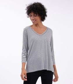 Blusa Listrada com Gola V