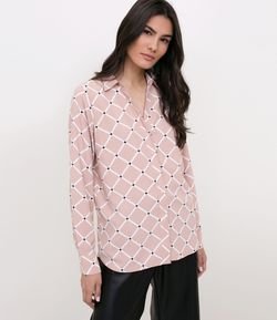 Camisa com Estampa Geométrica Rosa