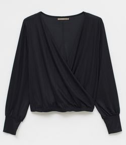 Blusa Transpassada Lisa Curve & Plus Size