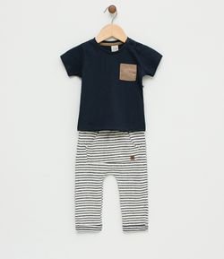 Conjunto Infantil Camiseta com Bolso de Suede e Calça Listrada - Tam 0 a 18 meses