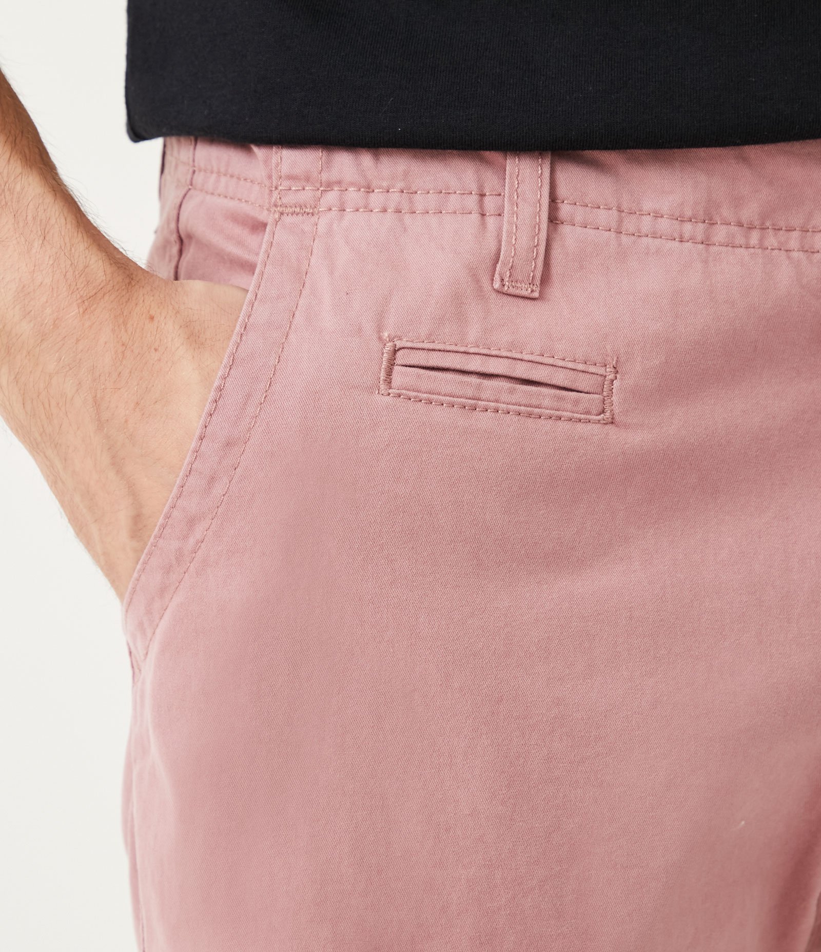 Bermuda Slim Básica em Sarja com Bolsos Rosa 4