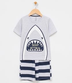 Pijama Infantil com Estampa Brilha no Escuro - Tam 6 a 14