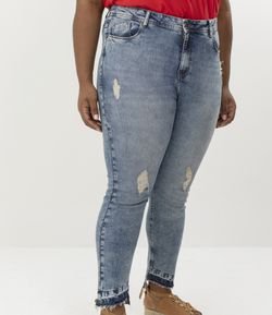 Calça Jeans Skinny Marmorizada com Puídos Curve & Plus Size