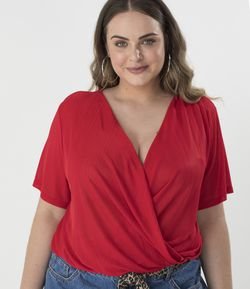 Blusa Lisa Plissada Curve & Plus Size