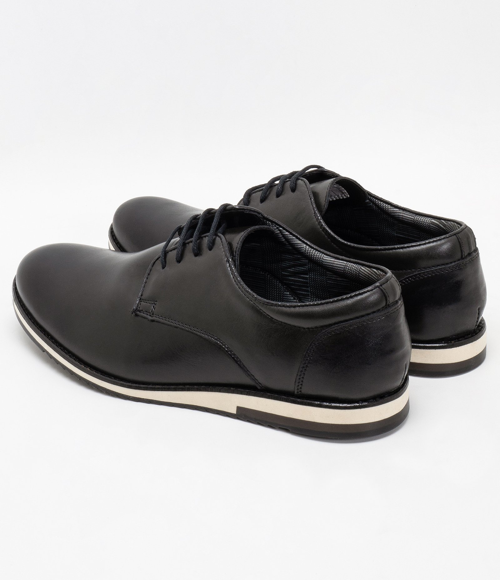 Sapato Casual em Couro com Fechamento em Cadarço 3