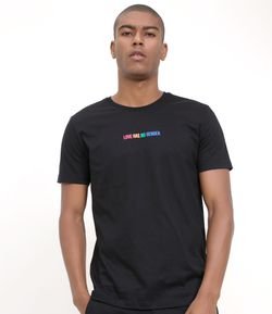 Camiseta com Estampa Love Has no Gender
