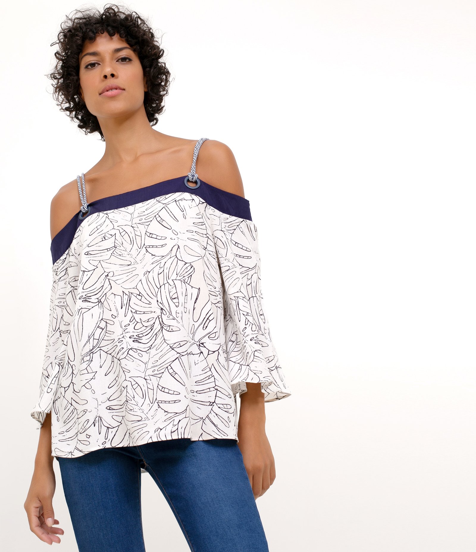 Regata Estampada com Folhagens  Branco 1