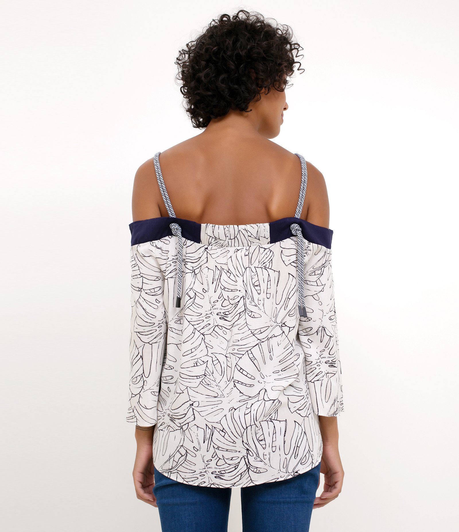 Regata Estampada com Folhagens  Branco 2