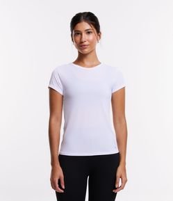 Camiseta Esportiva Básica em Poliamida