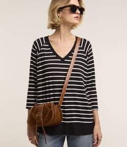 Blusa em Viscose com Estampa Listrada