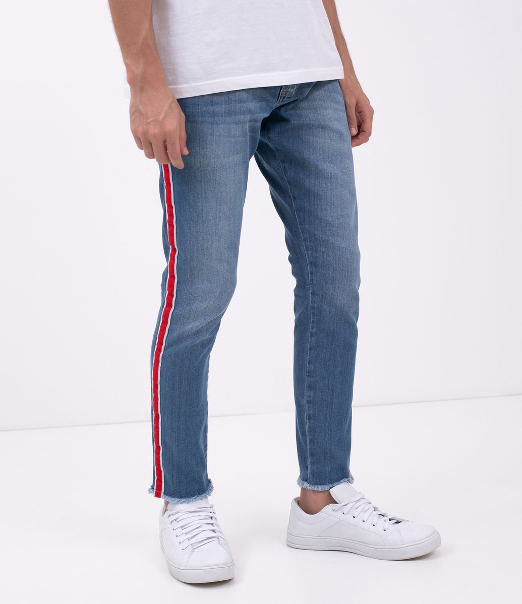 calça jeans masculina com faixa lateral