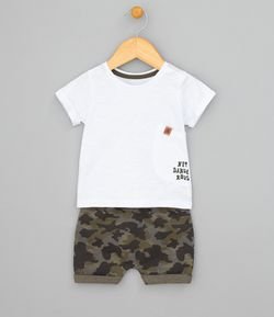 Conjunto Infantil Camiseta com Bolso e Bermuda Camuflada - Tam 0 a 18 meses