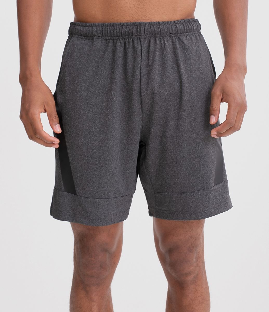 shorts preto de futebol
