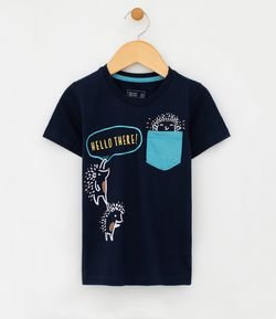 Camiseta Infantil com Estampa e Bolso - Tam 1 A 4