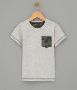 Camiseta Infantil com Bolso Camuflado - Tam 1 a 4