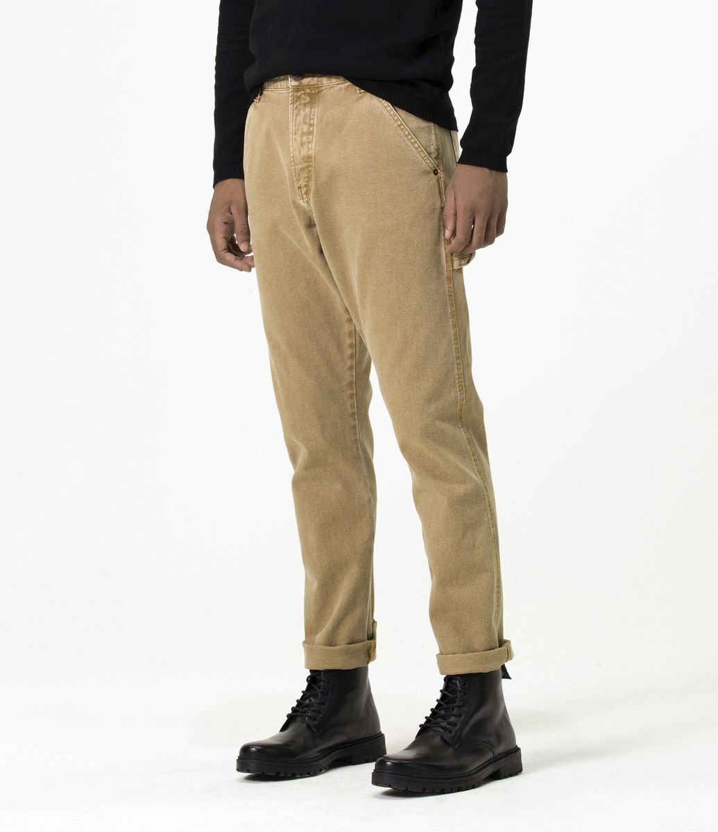 calça de carpinteiro
