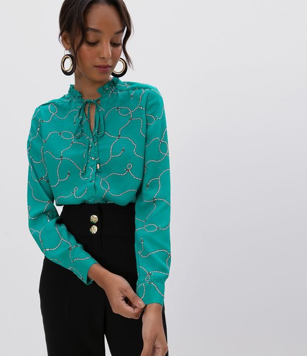 Camisa Manga Longa com Plissado na Gola e Amarração no Decote Camisa Manga Longa com Plissado na Gola e Amarração no Decote