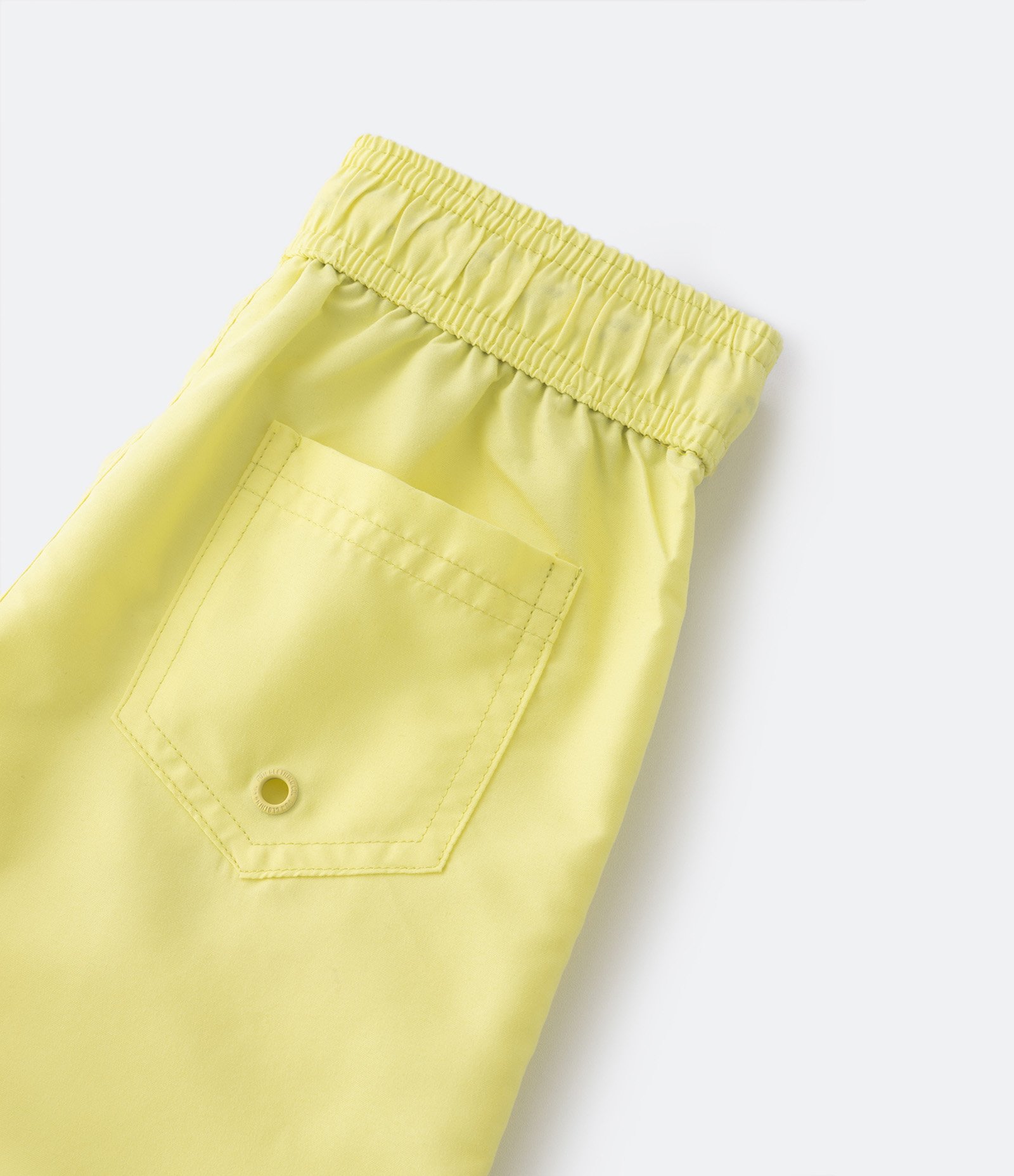 Bermuda de Banho Infantil com Etiqueta Emborrachada - Tam 5 a 14 anos Amarelo 3