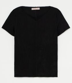 Blusa T-shirt com Costura Contrastante e Manga Curta