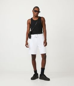 Bermuda Básica em Moletom com Cós Elástico e Bolsos