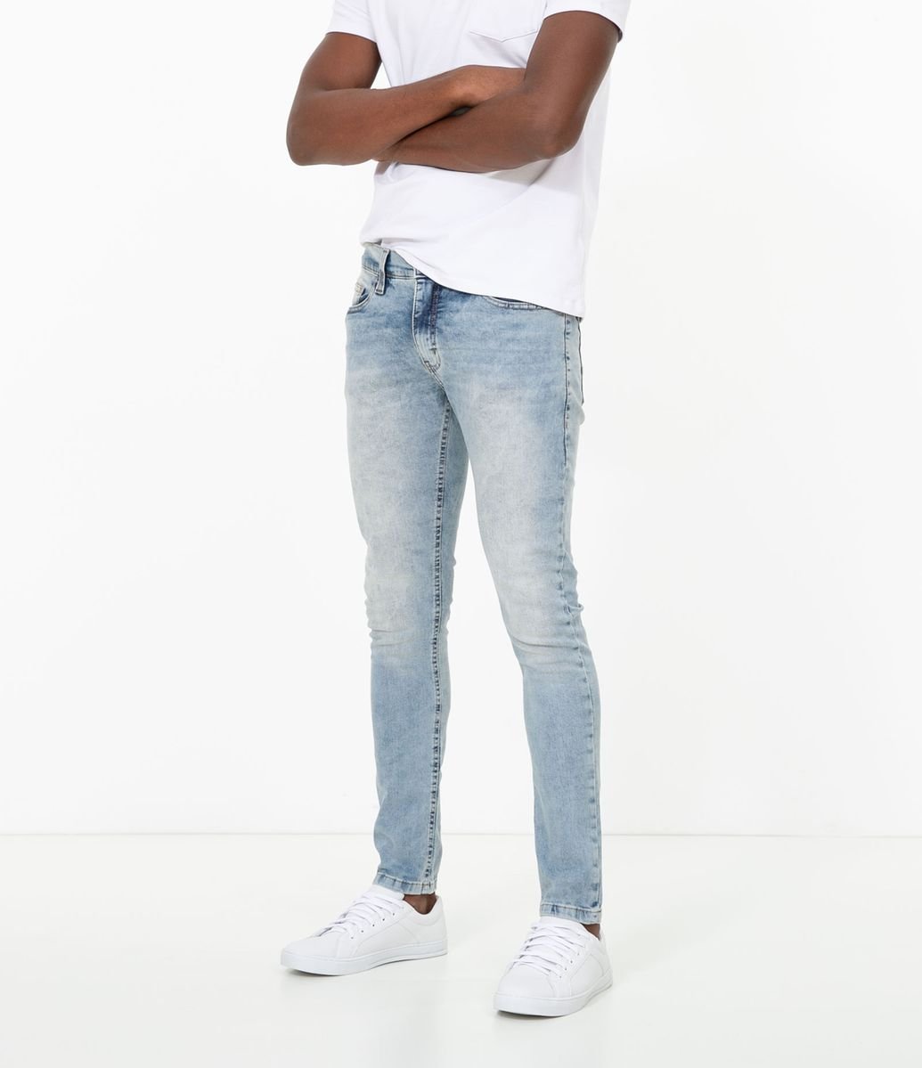 calça resinada renner