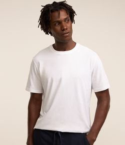 Camiseta Comfort Básica em Algodão Peruano