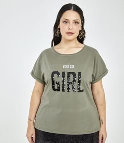 Blusa com Girl em Paetês Curve & Plus Size