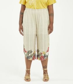 Calça Pantacourt Listrada Floral Curve & Plus Size