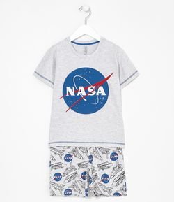 Pijama Infantil Estampa da Nasa Brilha no Escuro - Tam 5 a 14 anos